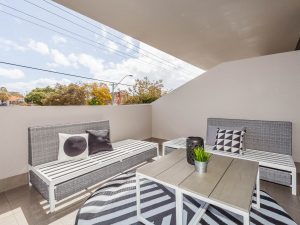 9 WEB 10-484 Fitzgerald Street North Perth 25