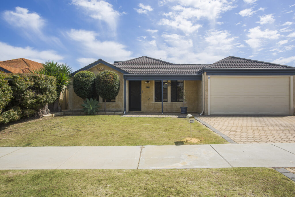27MarchwoodBlvd_1